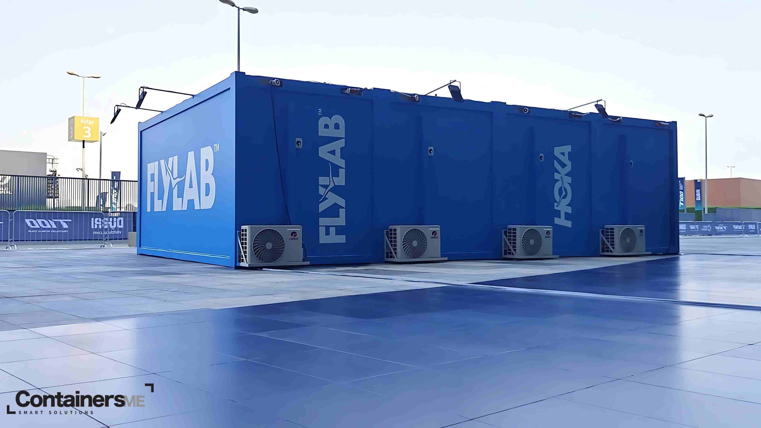 out side view of a Container retail unit for e-commerce