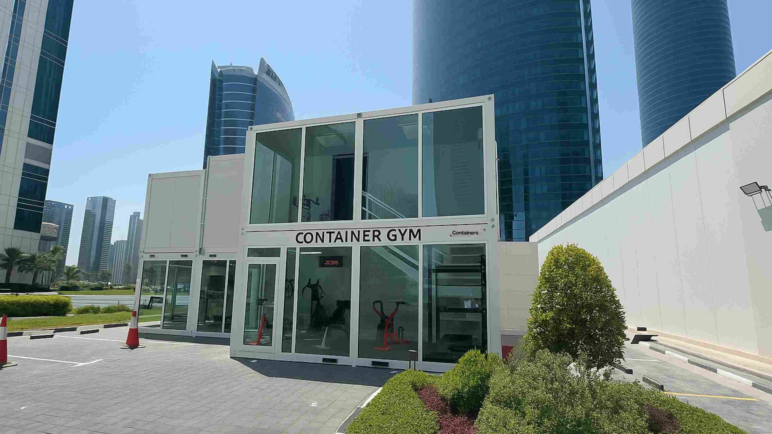 container gym made using modular mobile container